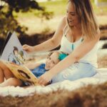 mother and daughter, picnic, storytime